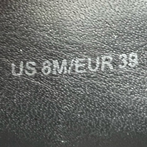 Vince Blair 5 Black Nubuck Leather Perforated Slip On Casual Sneaker Women’s 8 - Picture 13 of 15